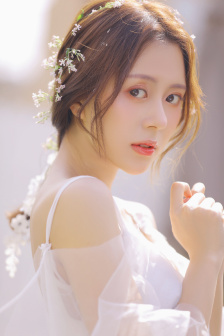 女邻居